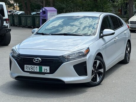 Hyundai IONIQ 2015