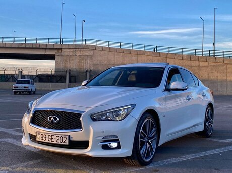Infiniti Q50 2015