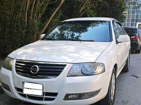 Nissan Sunny 2011