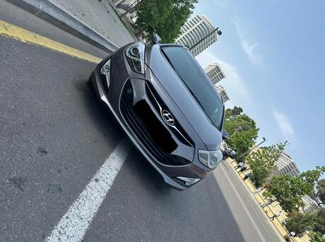 Hyundai i40 2011