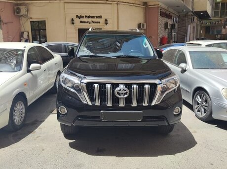Toyota Land Cruiser Prado 2011