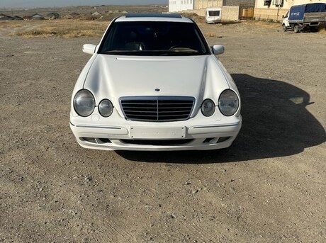 Mercedes E 220 d 2002