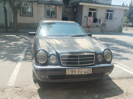 Mercedes E 290 1996