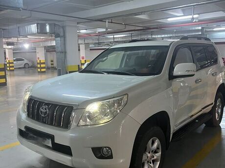 Toyota Land Cruiser Prado 2010