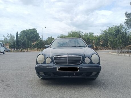 Mercedes E 270 1999