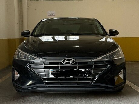 Hyundai Elantra 2020