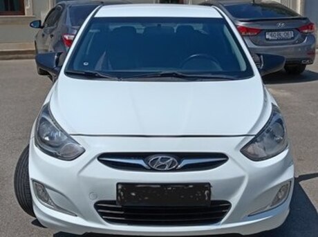 Hyundai Accent 2013