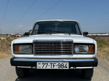 LADA (VAZ) 2107 2001