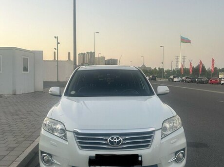 Toyota RAV4 2010