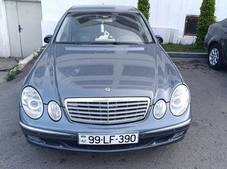 Mercedes E 220 d 2003
