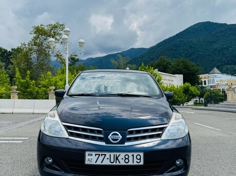 Nissan Tiida 2012