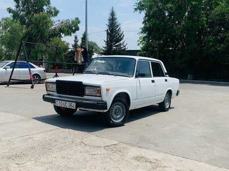 LADA (VAZ) 2107 2004