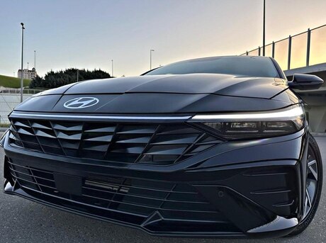 Hyundai Elantra 2024