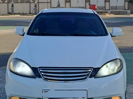 Daewoo Gentra 2014