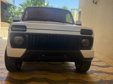 LADA (VAZ) Niva 2014