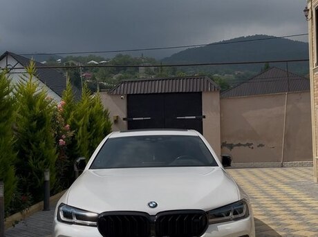 BMW 530 2019