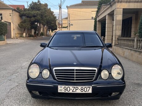 Mercedes E 240 2000