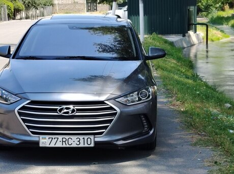 Hyundai Elantra 2017