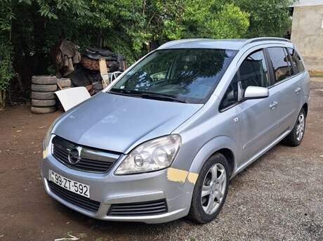 Opel Zafira 2005
