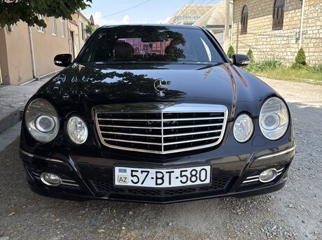 Mercedes E 280