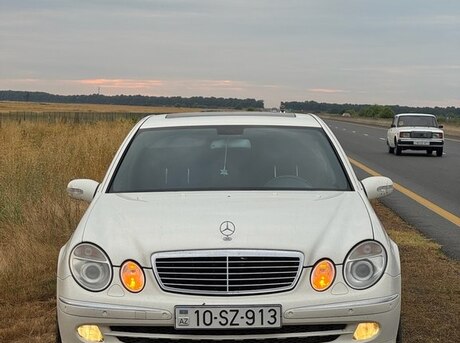 Mercedes E 240 2005