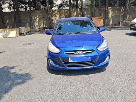 Hyundai Accent 2011