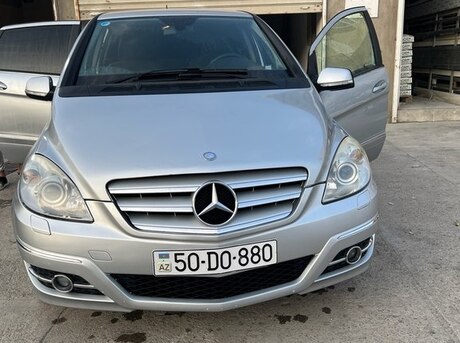 Mercedes B 180 2009