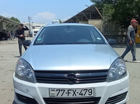 Opel Astra 2004