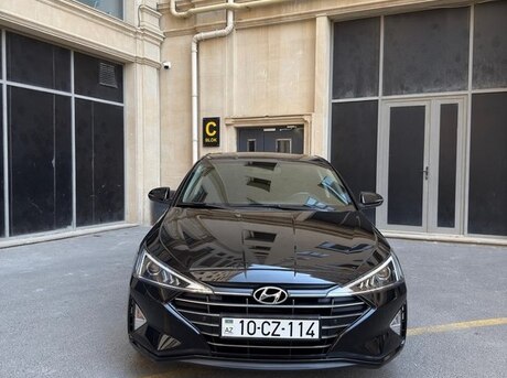 Hyundai Elantra 2019