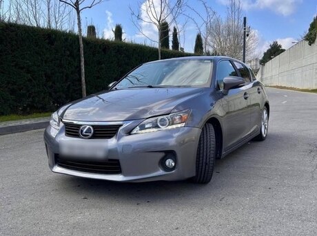 Lexus CT 200h