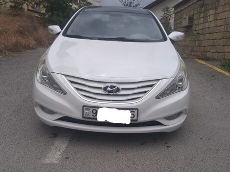 Hyundai Sonata 2010