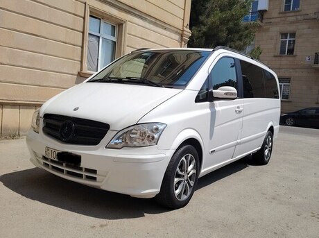 Mercedes Viano
