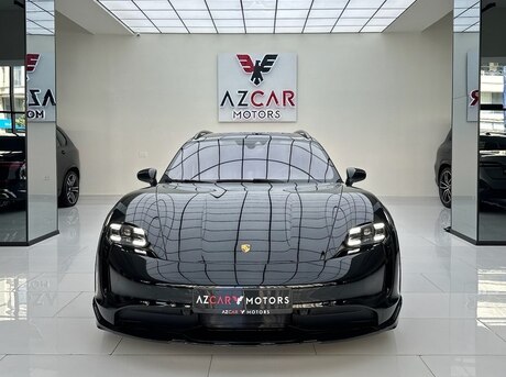 Porsche Taycan 4S Cross Turismo