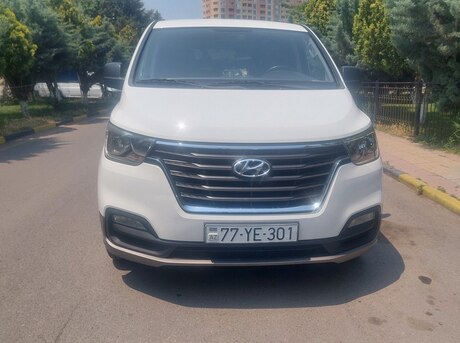 Hyundai H-1 2018