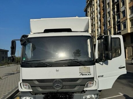 Mercedes Atego 818 2013