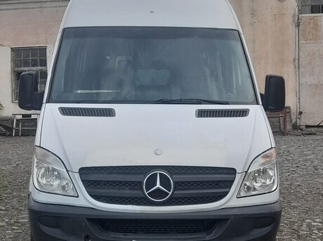 Mercedes Sprinter 318