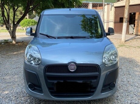 Fiat Doblo 2012