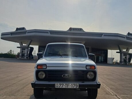 LADA (VAZ) Niva 2009