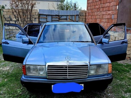 Mercedes 190 1992