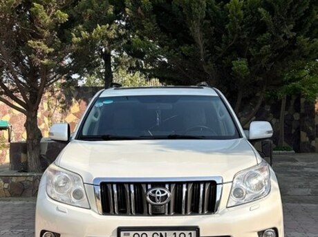 Toyota Land Cruiser Prado 2012