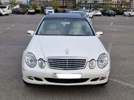 Mercedes E 240 2005