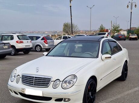 Mercedes E 240 2004
