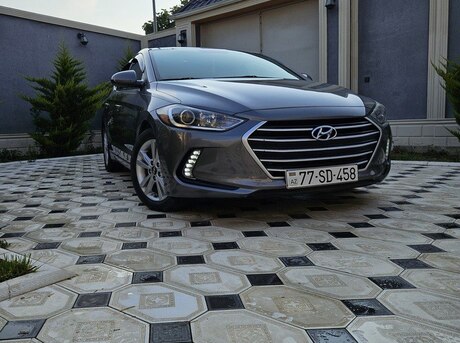 Hyundai Elantra 2017