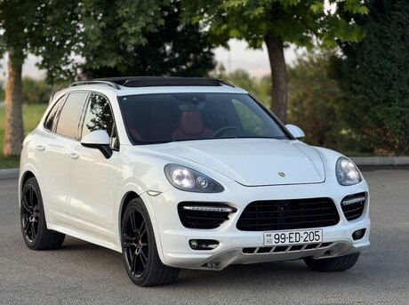 Porsche Cayenne GTS