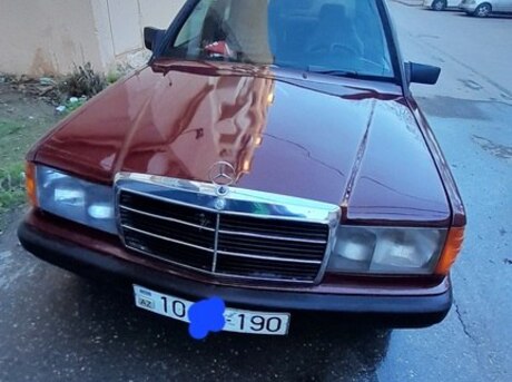 Mercedes 190 1990