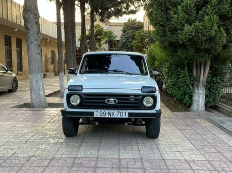 LADA (VAZ) Niva 2013