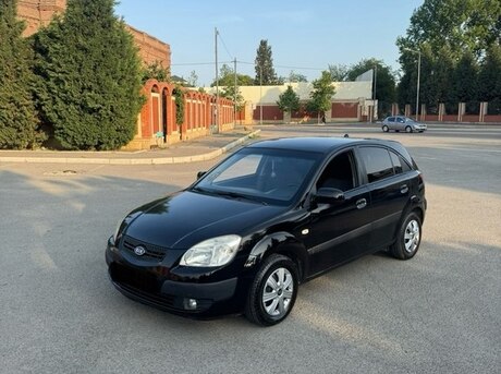 Kia Rio 2005