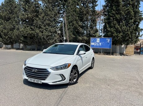 Hyundai Elantra 2016