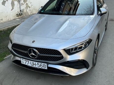 Mercedes A 180 2023