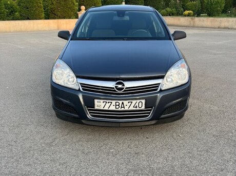 Opel Astra 2008